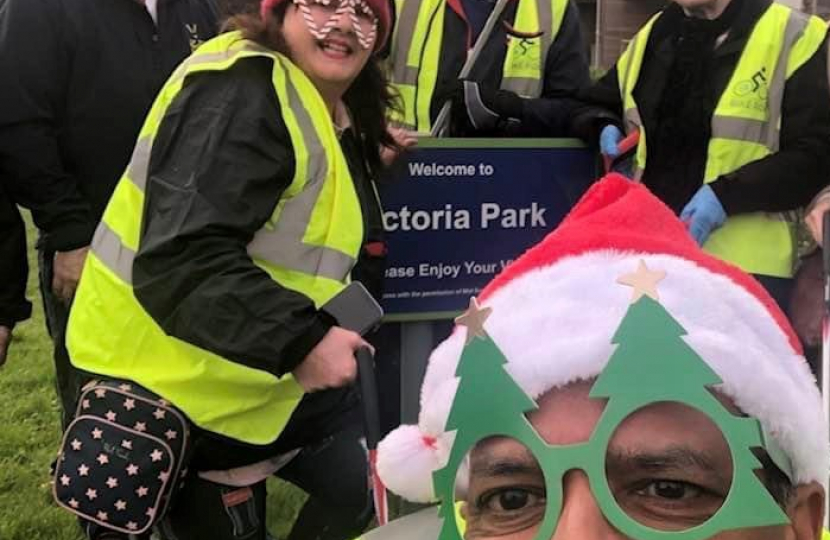 Christmas litter pick with Sandy Ellis and her Team